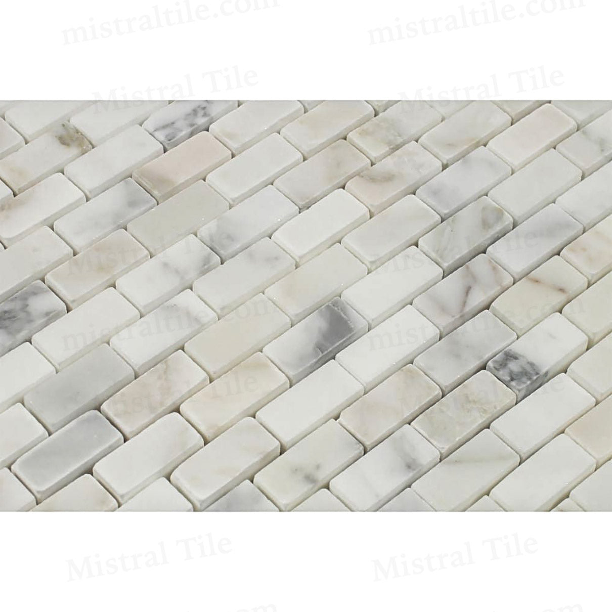 5/8x1 1/4 Honed Calacatta Gold Mini Brick Mosaic Detail